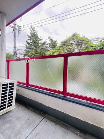 ハイツ甲村Ｂ棟のバルコニー