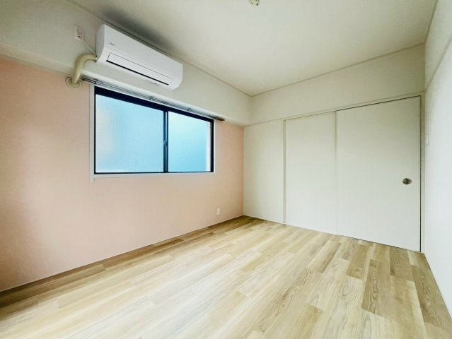 ハイツ甲村Ｂ棟の寝室