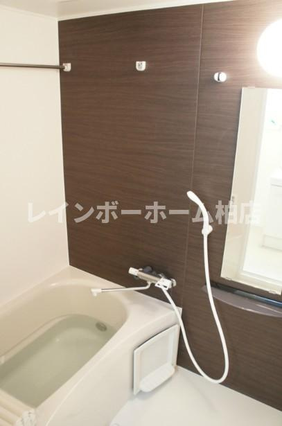 【仲介手数料：50％OFF】対象物件！の浴室|追い焚き機能・浴室乾燥機があります