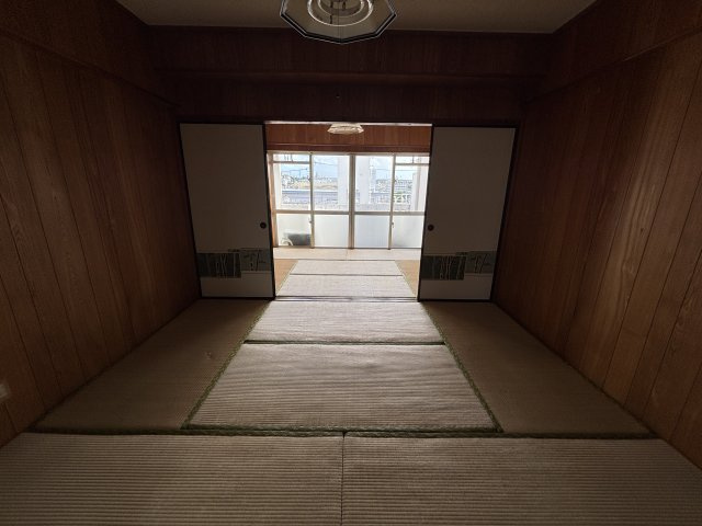 武産会館の居間・リビング