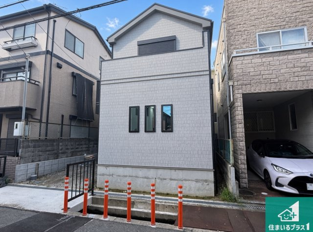 ◆柏原市大正　新築一戸建ての外観|現在建築中！落ち着いた街並みで新生活を始めることが出来そう！周辺の物件も併せてご紹介させて頂きます！