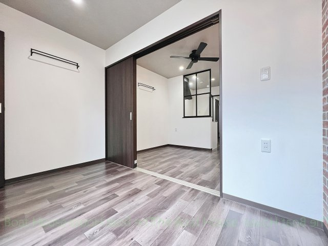 Patina東枇杷島(パティーナヒガシビワジマ)の洋室