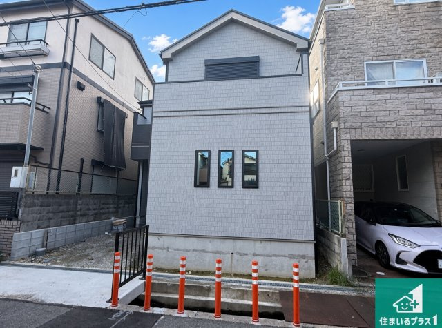 柏原市大正　新築一戸建ての外観|現在建築中！落ち着いた街並みで新生活を始めることが出来そう！周辺の物件も併せてご紹介させて頂きます！