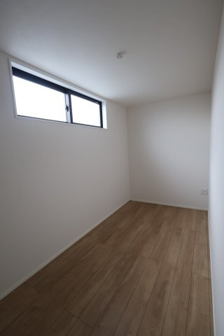 《仲介手数料無料》狛江市和泉本町３丁目5-6新築一戸建てKEIAI Graceの洋室|3階 4.5帖