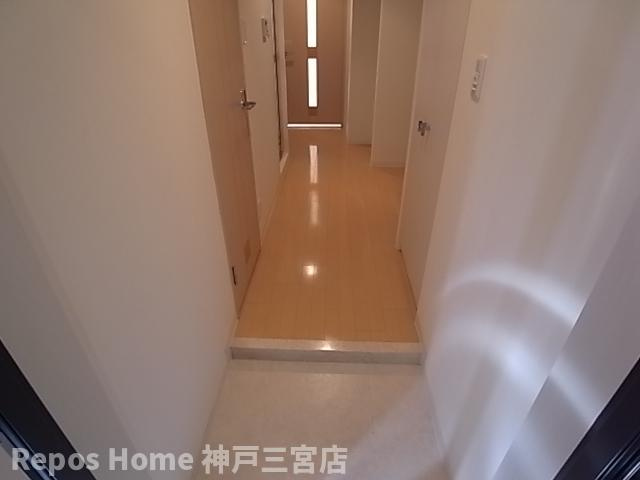 CITY SPIRE神戸元町Ⅱの玄関