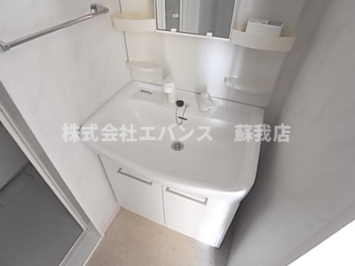 【独立洗面台】 | ロイヤルオーク | 独立洗面台で身支度をすべて済ませてしまいましょう