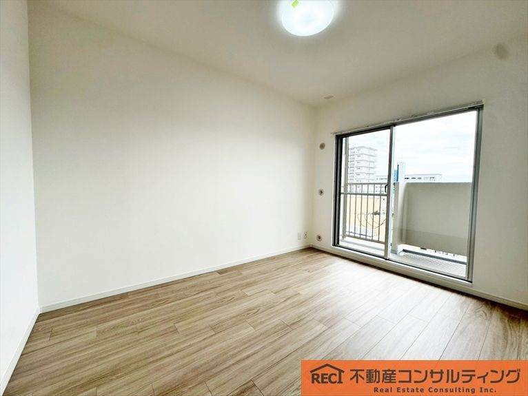 香枦園壱番館の玄関
