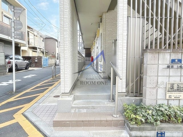 クレイノ葵芳　１号館のエントランス|エントランスです。