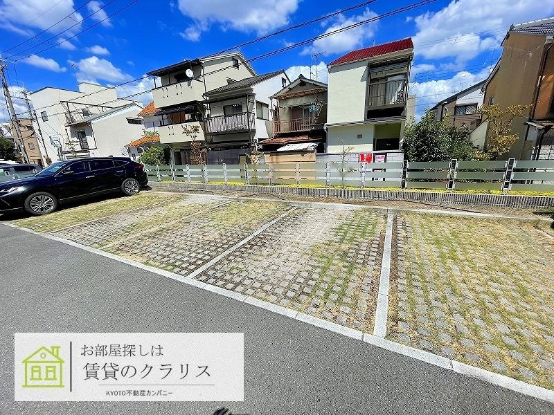 セジュールワイバーンの駐車場