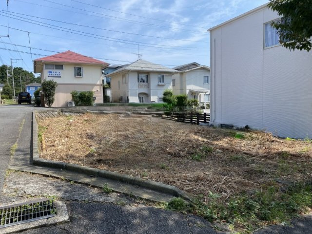 荻　陽当たり良好で閑静な住宅地にある土地298万円の外観|前面道路は幅員4～4.5ｍです