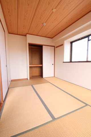 パストラル松本の和室