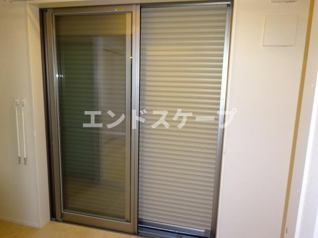 スワセントフィールドのセキュリティ|シャッター
高崎、前橋のお部屋探しはエンドスケープまで！お客様の理想お聞かせ下さい♪