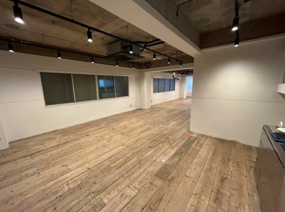大手町モダンビルディングの内装