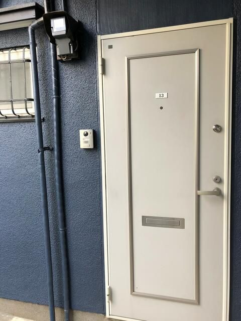 リノスタイル笹塚の玄関