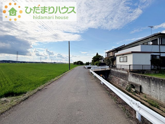 【前面道路含む現地写真】 | つくば市小田　売地　119坪