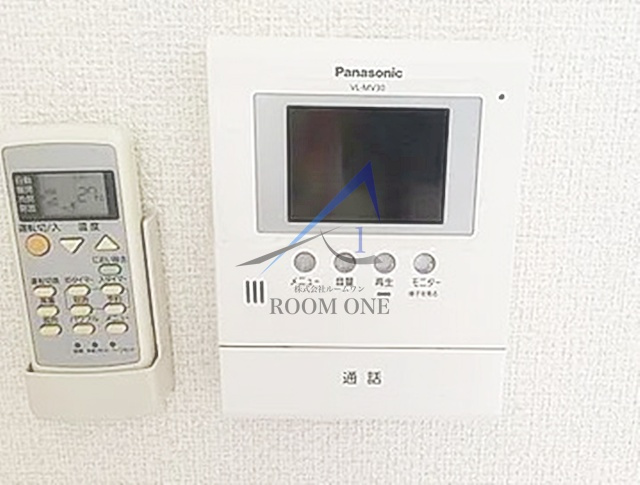 テラスアゼリアのセキュリティ|モニター付きインターホンです。