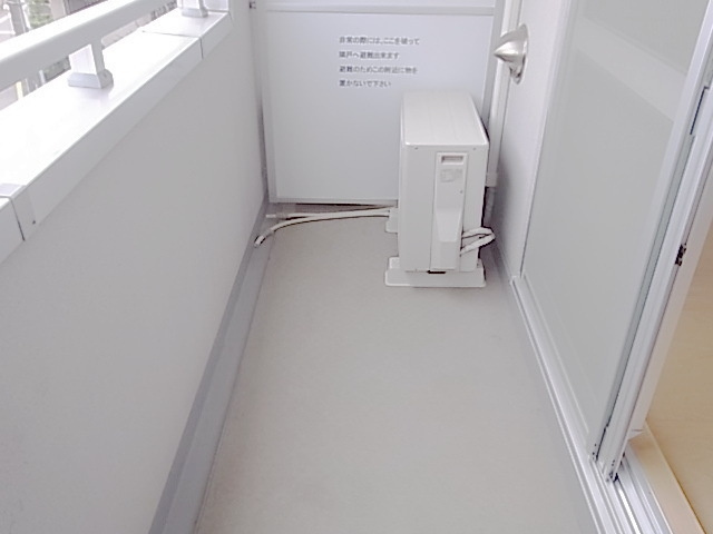 ジュネス飛田給のバルコニー