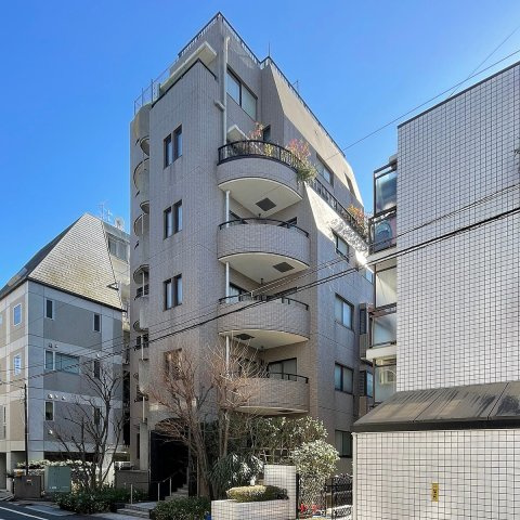 ガーデンハウス富ヶ谷の外観|ペット飼育可能な平成１２年築の耐震基準適合マンション、ガーデンハウス富ヶ谷は即日現地案内可能となっておりますので、お気軽にお問い合わせください！