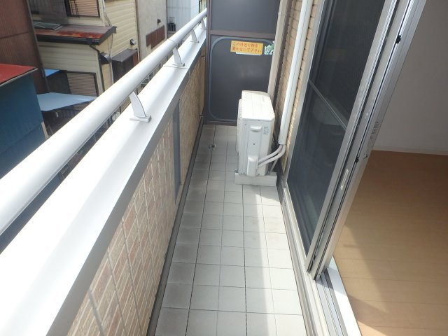 コモド元住吉のバルコニー