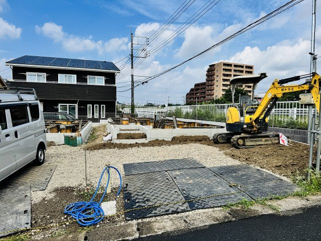 八王子市　横川町　新築一戸建て　２０期の駐車場|～並列2台駐車可能～