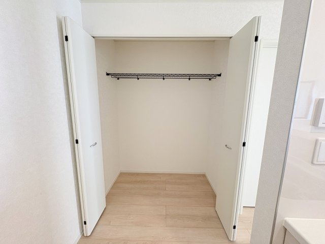 三郷市東町　新築戸建　全1棟の収納|同施工会社の参考写真になります。