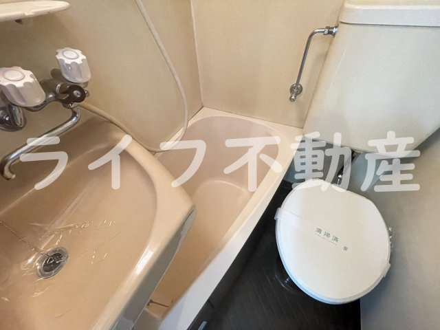 エアリーコート小阪の浴室