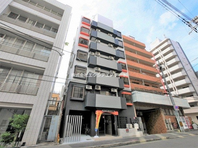 ファンターナ上本町の外観