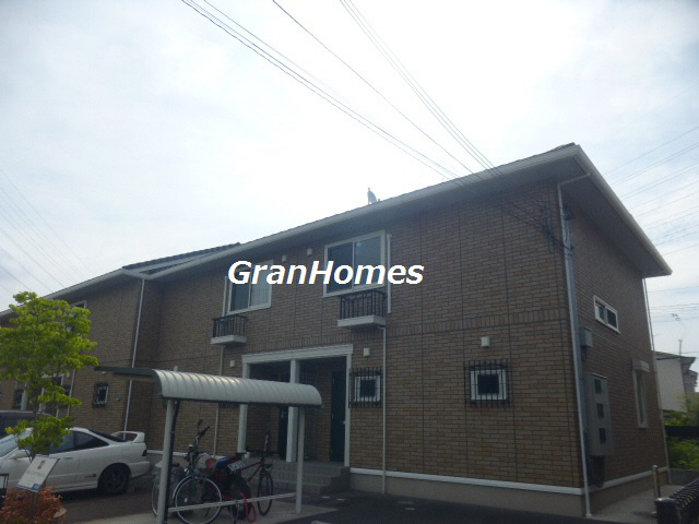 姫路市西今宿５丁目のハイツの外観