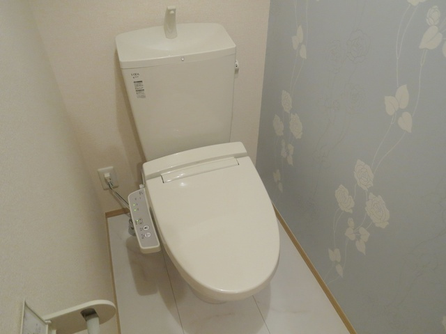 ステラカーサのトイレ|温水洗浄便座完備のトイレです♪