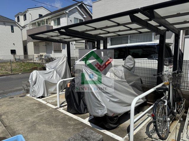 リブリシャイニー平松のその他