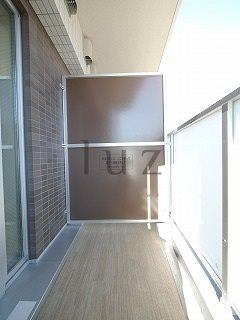 ベルシード阪東橋マキシヴのバルコニー|明るいバルコニーです。