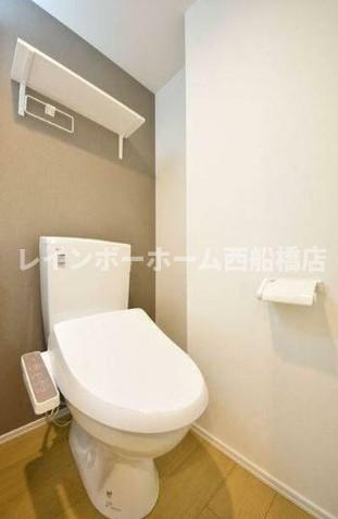 市川市真間２丁目のアパートのトイレ