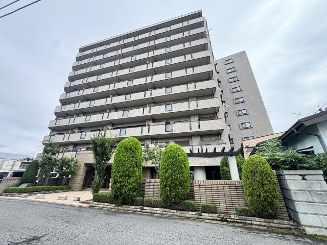 サーパス高田の外観