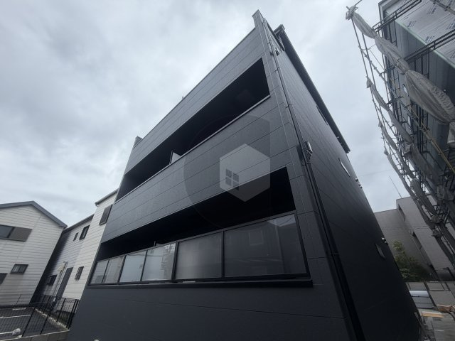 セレニティ小若江B棟の外観