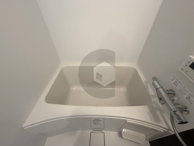 セレニティ小若江B棟の浴室