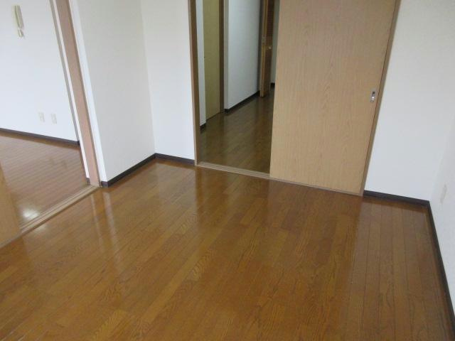 グリーンオークマンションの居間・リビング