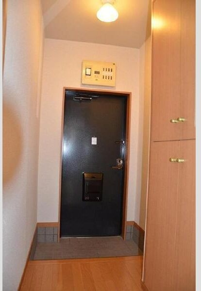 エコトピア上川原の玄関