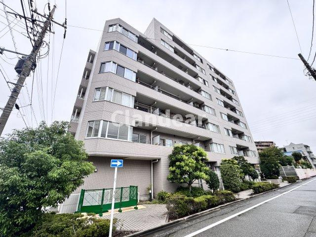 亀有ガーデンハウスの外観|ドキドキの新生活も、安心してスタート。ぴったりの住まいを見つけませんか？クランディアが一緒に住まい選びをサポートします‼　まずは、お気軽にお問合せください　＃クランディア
