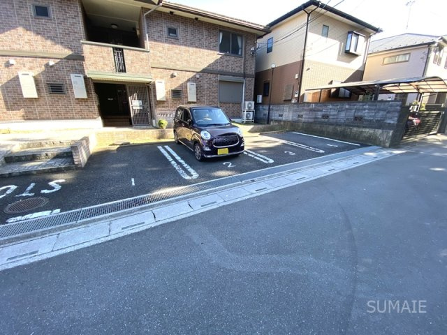 ヴィアレットⅠの駐車場|駐車スペース☆彡