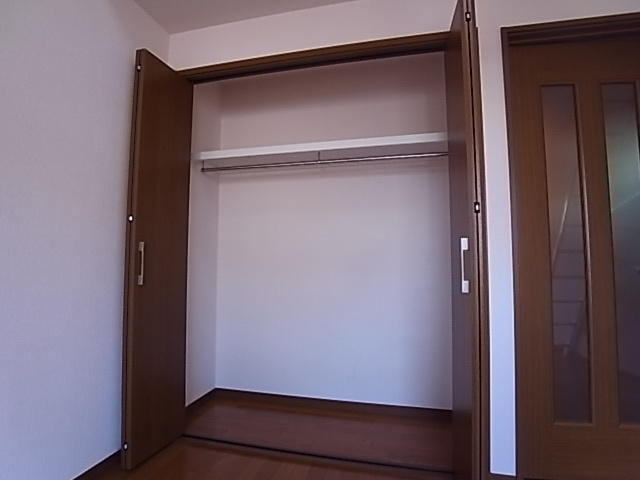 ルーエン大町の収納