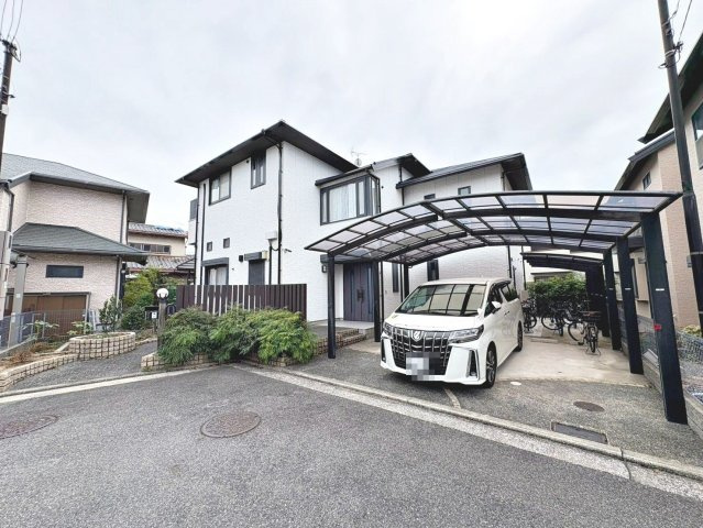 野尻町　中古一戸建の駐車場|お家探しを始めてみようと思われたら是非【イエストア】までお気軽にご相談下さいませ♪