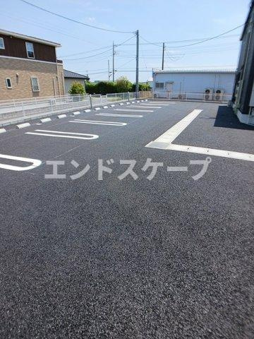 プレシャスパーク　Ⅱの駐車場|高崎、前橋のお部屋探しはエンドスケープまで！お客様の理想お聞かせ下さい♪