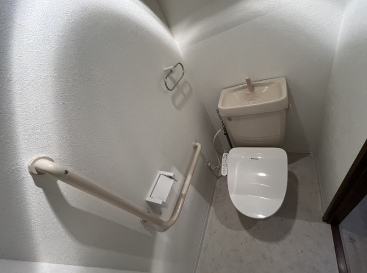 グレーシャス市川のトイレ