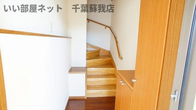 オレンジハウスの玄関|明るい玄関です