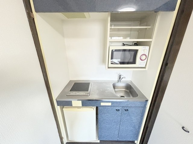 ミールズ新大阪のキッチン