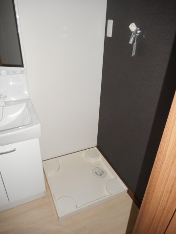 ディアコート御茶山のその他共用部分|室内洗濯機置き場