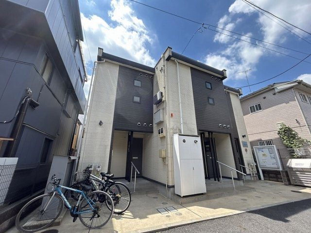 レオネクストプリンシパル中野の外観