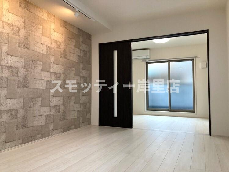ラフィーネ聖天坂Ⅶ番館の居間・リビング