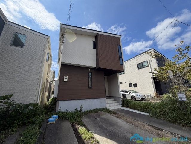 平塚市根坂間　中古戸建