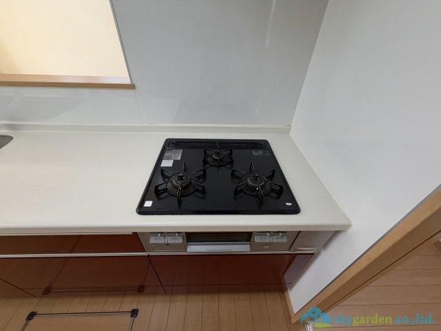 平塚市根坂間　中古戸建のキッチン